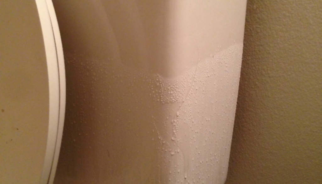 5 Ways to Stop Your Toilet from Sweating